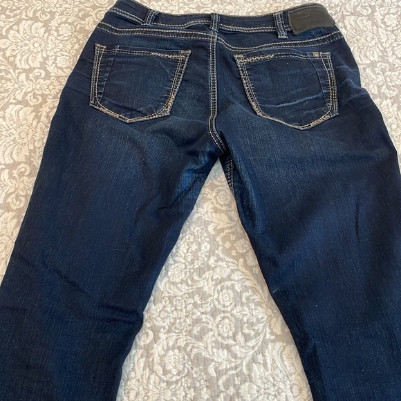 Suki high straight leg W31/L30.  Super comfy and stretchy.  Worn twice. - Picture 2 of 4